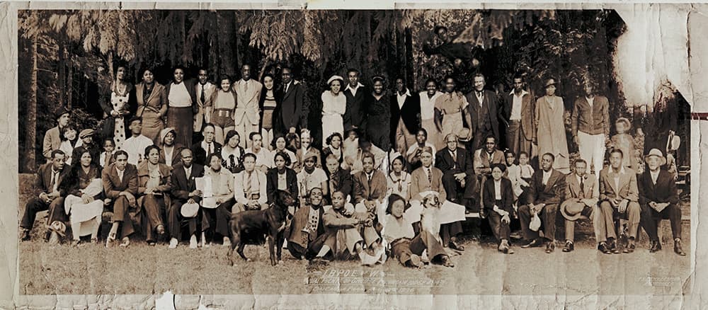 Fountain Chapel community picnic in Strathcona, Vancouver, 1935